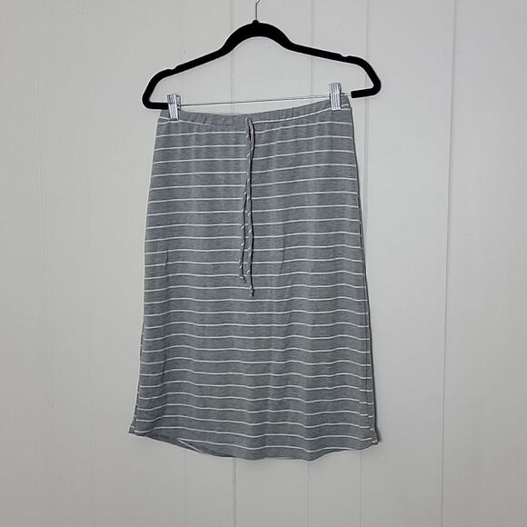 Soft stretchy Skirt with drawstring - Picture 1 of 2